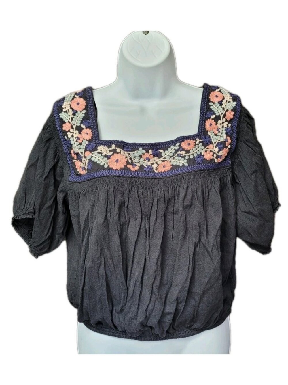 American Eagle Womens Peasant Top Size M‎ Embroidered Crop Coquette Cottagecore